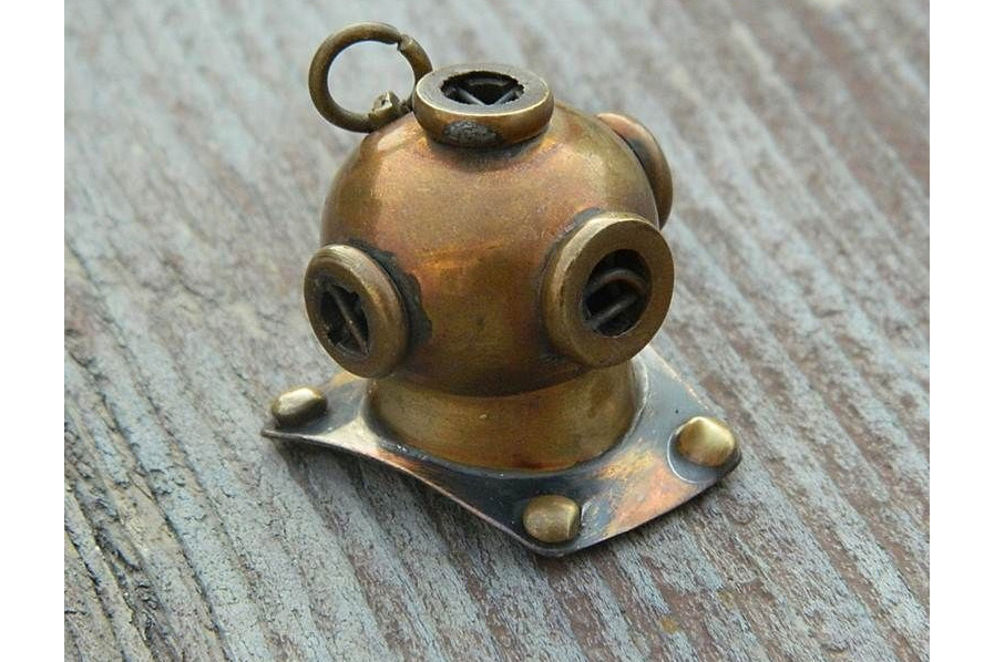 Souvenir portachiavi elmo scafandro palombaro