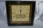 Antico orologio da parete JONES & HENDRICKS EST 1923
